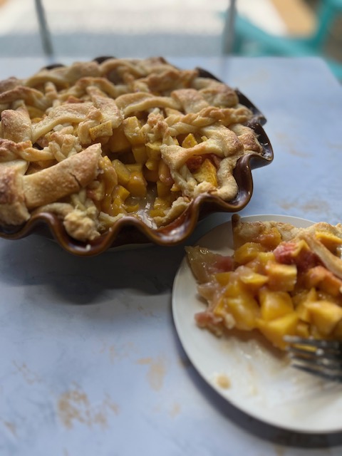 peach ginger pie